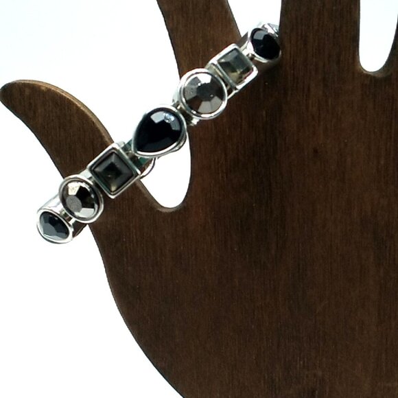 Black and Gray Crystal Stackable Silver-tone Bracelet Magnetic Clasp - Picture 4 of 11